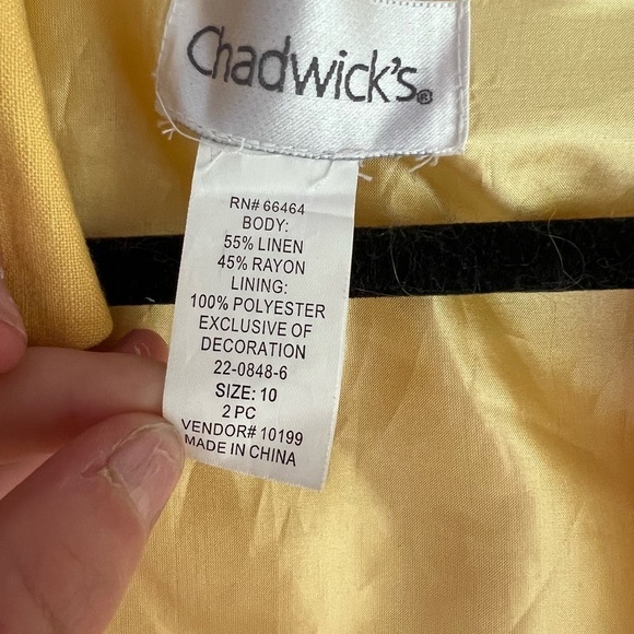 Chadwick’s size 10 yellow shirt with flower detailing - Picture 3 of 4